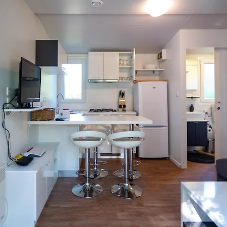 2 Bedroom Amazing In Obrovac