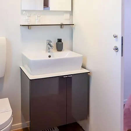 2 Bedroom Amazing In Vikendica *